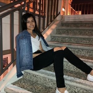 Meet your Posher, Alison